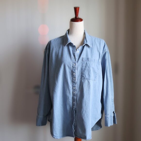Able Crystal Oversized Denim Shirt Womens XL Closet Staple Travel - Picture 2 of 7